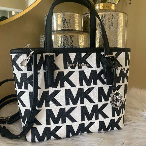 New Michael Kors jet set carryall xs tote convertible crossbody bag - Picture 6 of 13